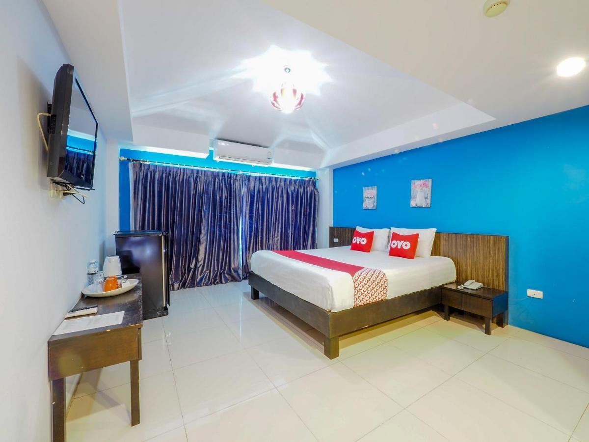 באנג לאמונג Oyo 75367 Ud Pattaya Hotel מראה חיצוני תמונה