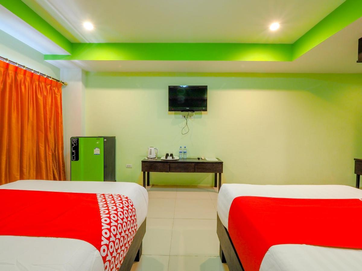 באנג לאמונג Oyo 75367 Ud Pattaya Hotel מראה חיצוני תמונה