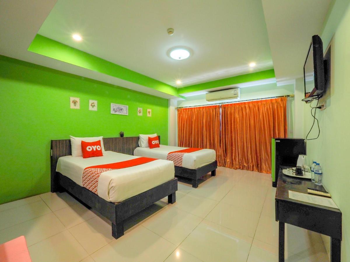 באנג לאמונג Oyo 75367 Ud Pattaya Hotel מראה חיצוני תמונה