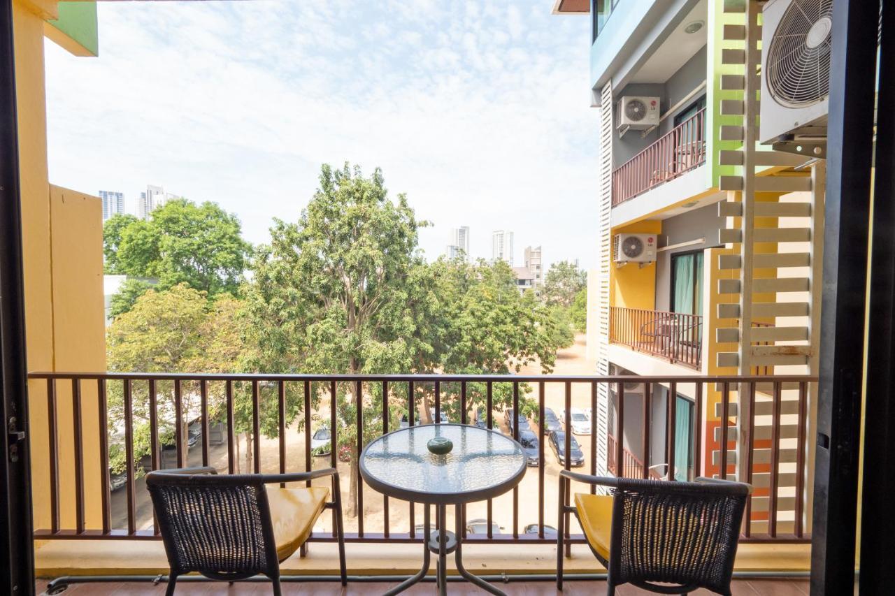 באנג לאמונג Oyo 75367 Ud Pattaya Hotel מראה חיצוני תמונה