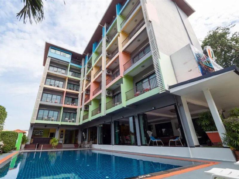 באנג לאמונג Oyo 75367 Ud Pattaya Hotel מראה חיצוני תמונה