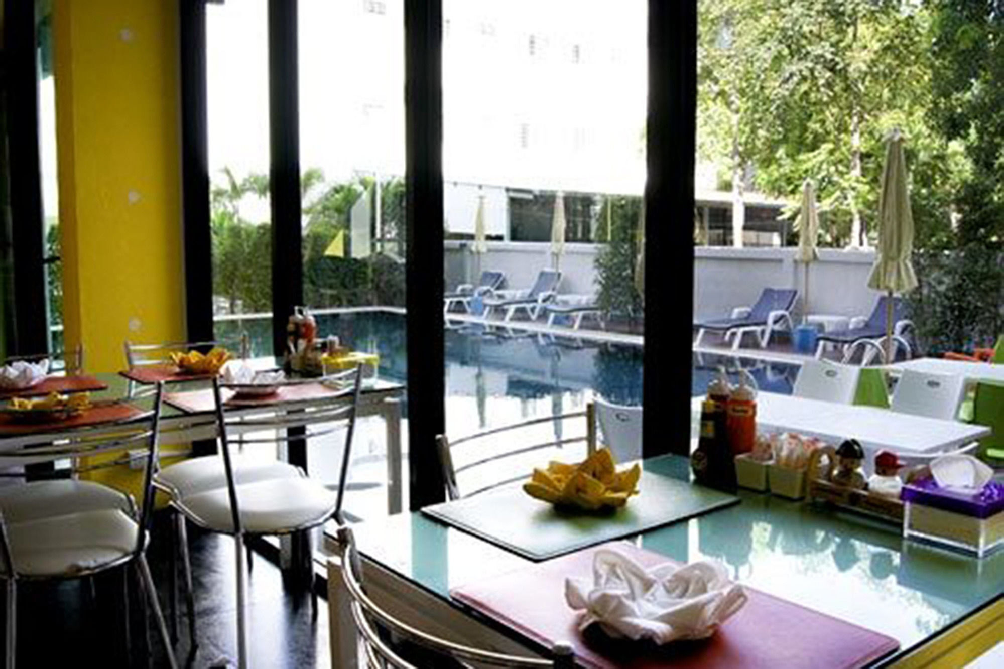 באנג לאמונג Oyo 75367 Ud Pattaya Hotel מראה חיצוני תמונה